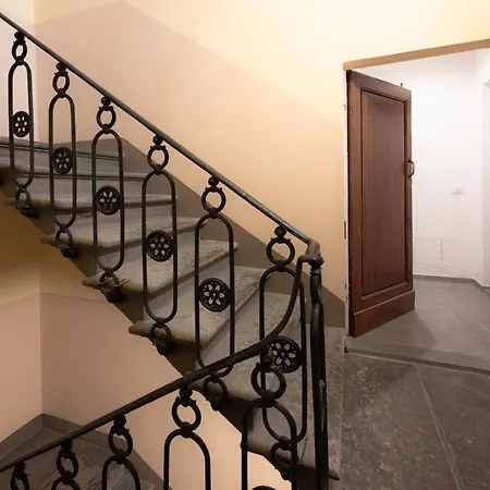 Via Ponte Alle Mosse, 19 - Charming - A Chic, Newly Renovated Near Tram Leopolda, A Few Min From Downtown