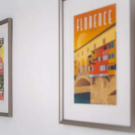 Via Ponte Alle Mosse, 19 - Charming - A Chic, Newly Renovated Near Tram Leopolda, A Few Min From Downtown *