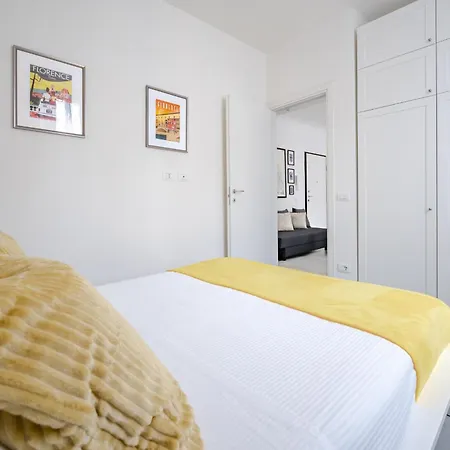 Via Ponte Alle Mosse, 19 - Charming - A Chic, Newly Renovated Near Tram Leopolda, A Few Min From Downtown * Florencia